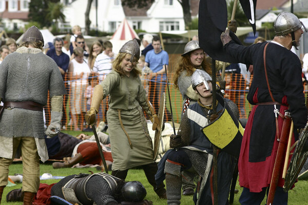 photographybyduncanholmes_6180679221_Largs Viking Festival 2005 (40 of 73).jpg